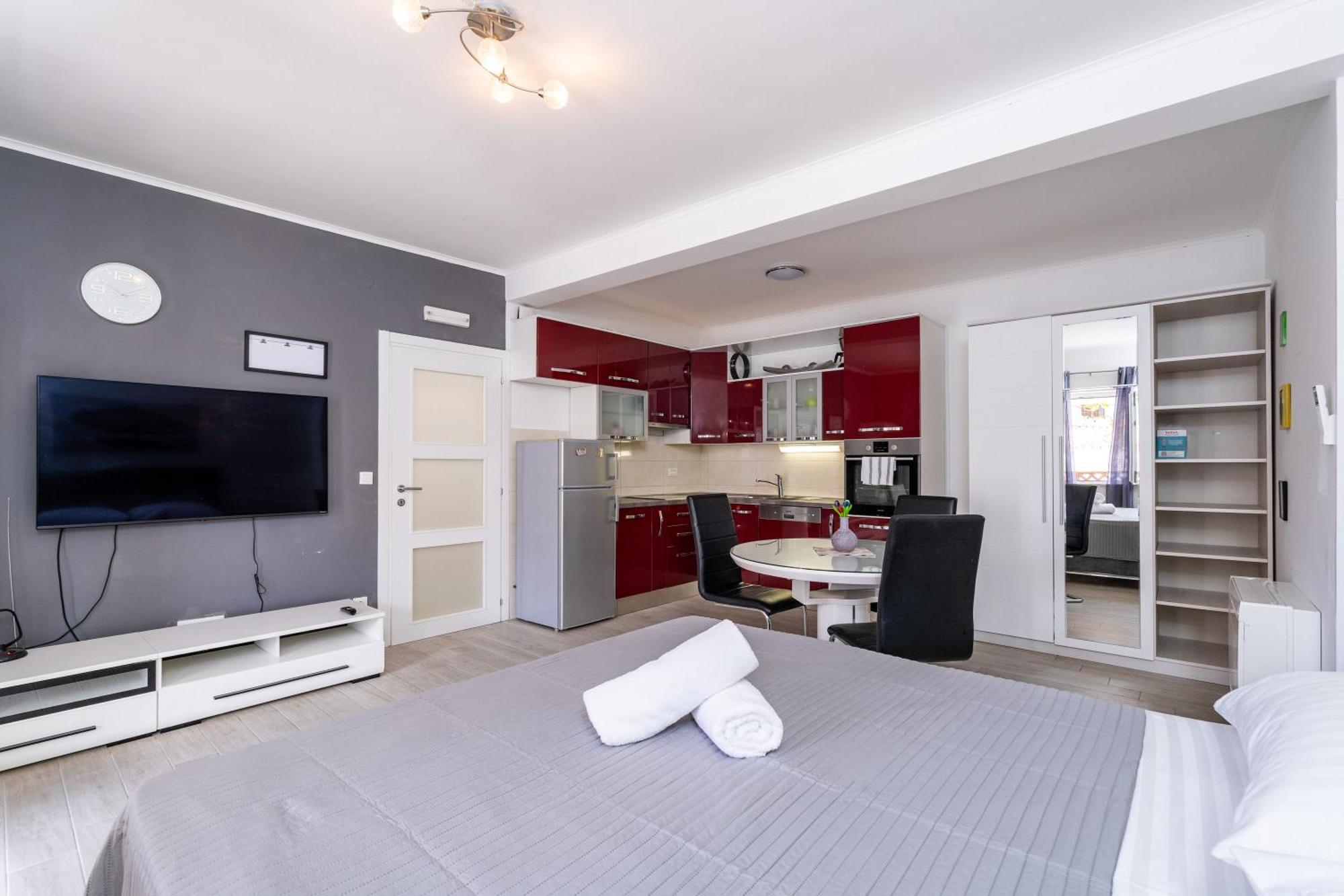 דוברובניק Feather Studio Apartment - Free Private Parking - Self Check-In מראה חיצוני תמונה