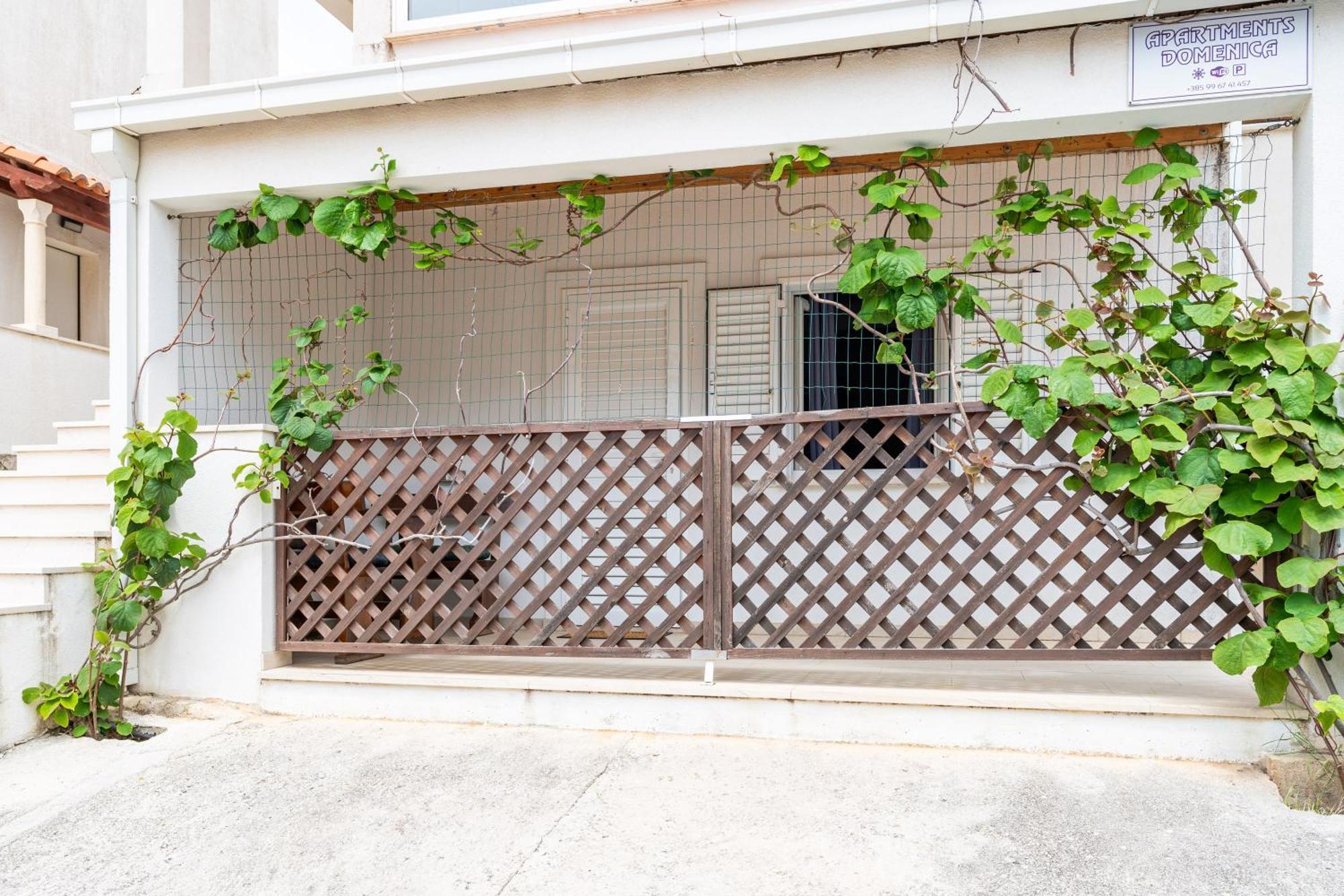 דוברובניק Feather Studio Apartment - Free Private Parking - Self Check-In מראה חיצוני תמונה